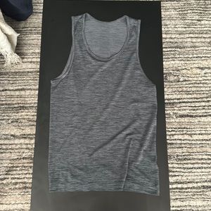 Small lululemon metal vent tech sleeveless shirt